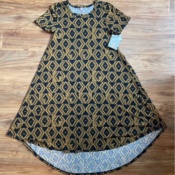 LuLaRoe Dresses & Skirts - LuLaRoe XS Carly Black Gold High Low Dress